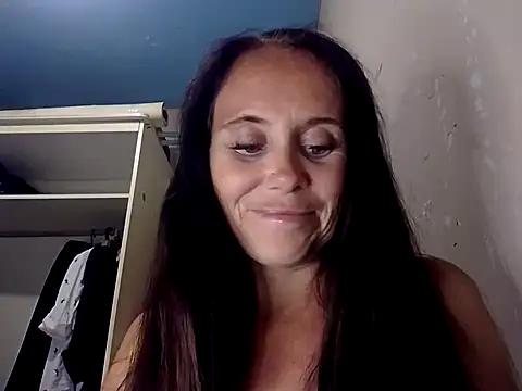 Snapshot of MerelinMILf chatting on September 2025 07:04:01 PM MerelinMILf online show from September 2025 07:04:01 PM