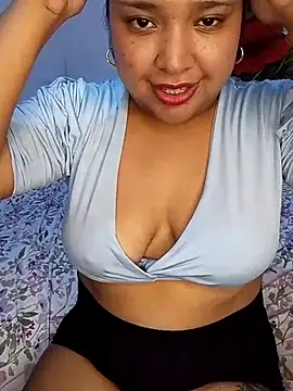 Angelly ricura online show from April 2026 06:19:01 AM