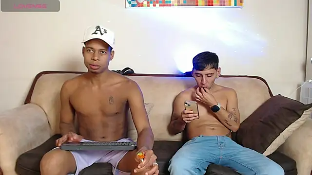 SpicyBoys X online show from April 2026 12:05:01 AM