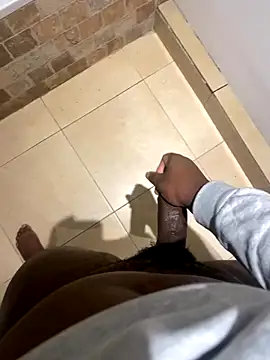 Coquin R97 online show from November 2025 12:26:01 PM