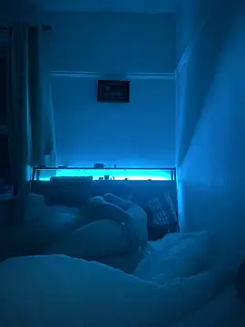 EnglishDynamicDuo online show from September 2025 07:47:01 PM