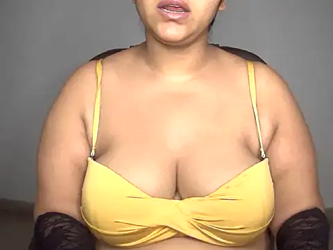 mrymlove online show from October 2025 05:21:02 PM