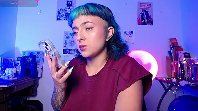 AlmaNanax online show from November 2025 01:51:02 AM