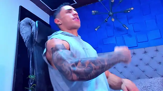 Snapshot of adrian_ray chatting on November 2025 12:43:01 AM adrian ray online show from November 2025 12:43:01 AM