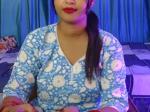 priya-kumari22 online show from October 2025 04:45:01 AM