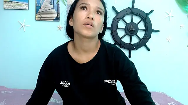 Snapshot of valeria18sexy chatting on November 2025 01:18:01 AM valeria18sexy online show from November 2025 01:18:01 AM