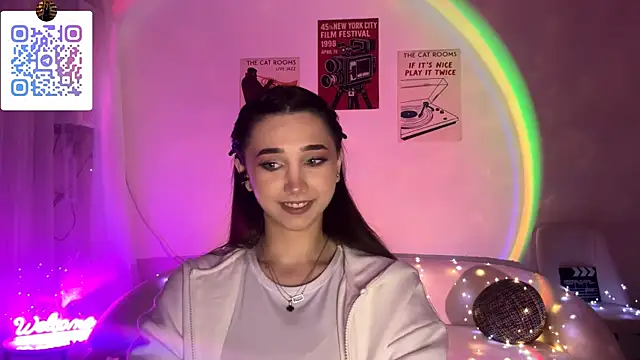 LinaMour online show from April 2026 10:36:01 PM