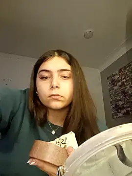 KatieLace online show from September 2025 06:13:01 PM