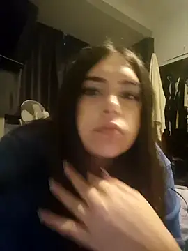 KatieLace online show from October 2025 06:03:01 PM