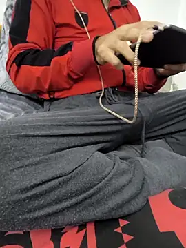 yazinyazin1 online show from November 2025 02:21:01 AM