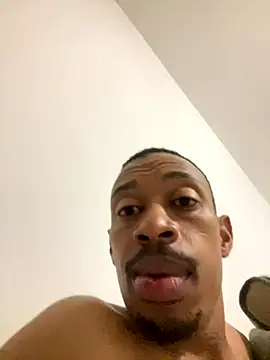 fitsexyman online show from November 2025 10:32:02 PM