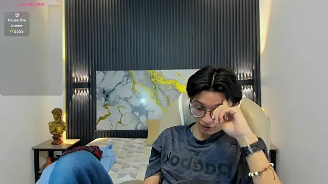 SantiagoRusso18 online show from December 2025 02:50:02 AM