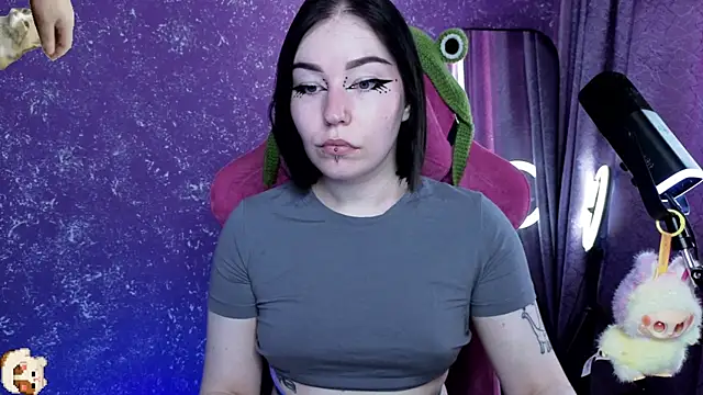 Snapshot of MargarettRose chatting on July 2026 02:59:02 AM MargarettRose online show from July 2026 02:59:02 AM