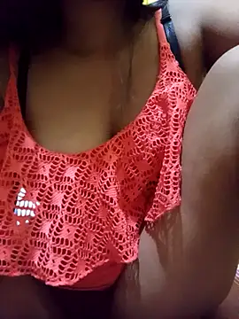 Snapshot of UrSweetAsianLady_02 chatting on October 2025 04:59:02 PM UrSweetAsianLady 02 online show from October 2025 04:59:02 PM