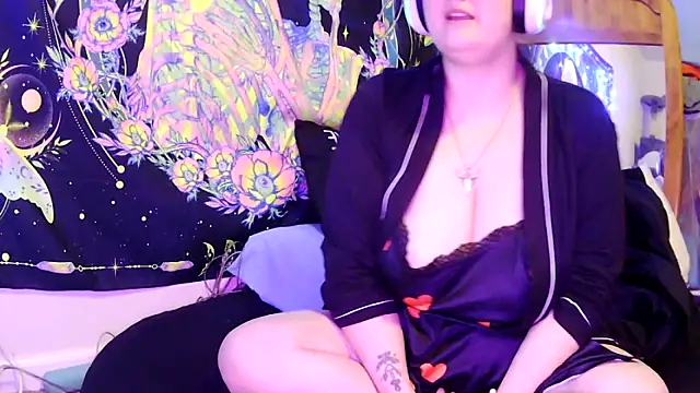 Princessblazed444 online show from April 2026 05:18:01 PM