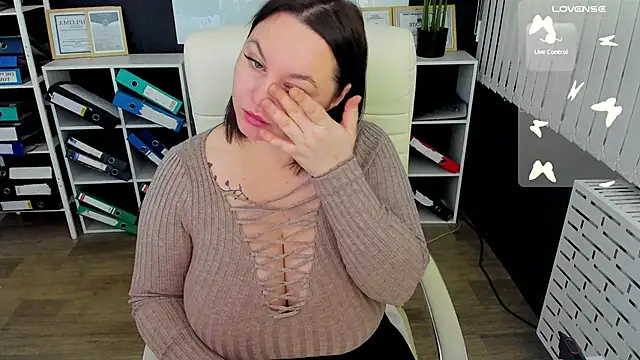  feel me  online show from January 2026 01:18:01 AM