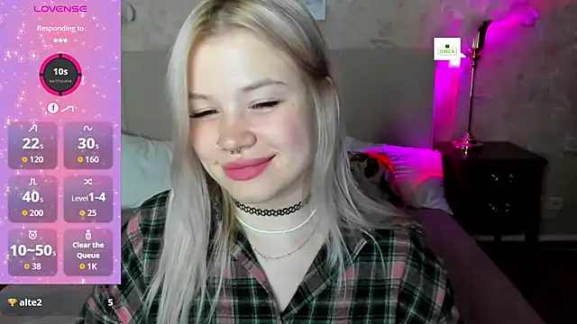 Diana Dream online show from December 2025 08:17:01 PM