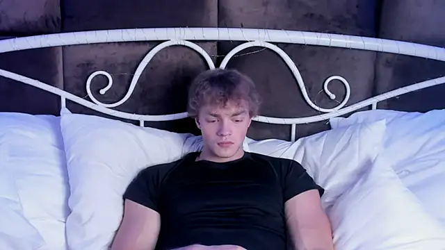 Snapshot of ChaseMuscular chatting on September 2025 10:41:01 AM ChaseMuscular online show from September 2025 10:41:01 AM