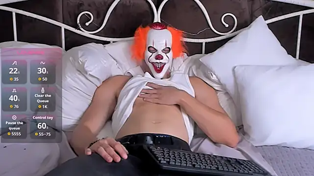 Snapshot of ChaseMuscular chatting on October 2025 11:00:01 AM ChaseMuscular online show from October 2025 11:00:01 AM