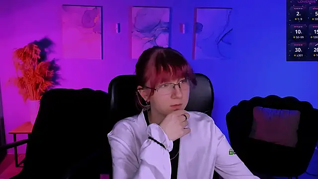 gloria bubble online show from April 2026 09:30:02 PM