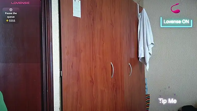 Snapshot of cris2428 chatting on January 2026 09:30:02 PM cris2428 online show from January 2026 09:30:02 PM