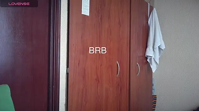 Snapshot of cris2428 chatting on January 2026 10:35:02 PM cris2428 online show from January 2026 10:35:02 PM