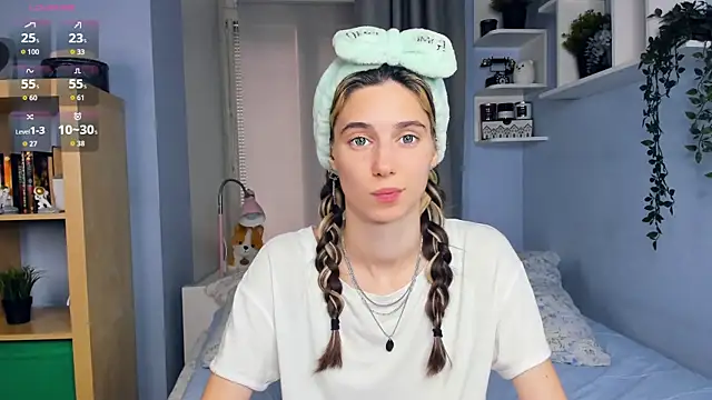 AntonettaTarring online show from September 2025 07:35:01 AM