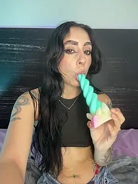 sharlot24 online show from March 2026 03:11:01 AM