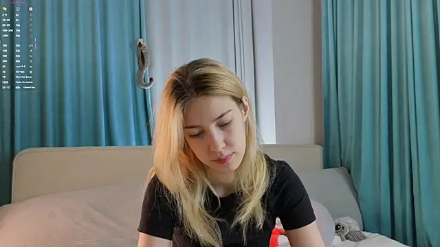 AngelicRice online show from January 2026 11:26:01 AM