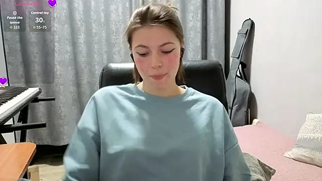 CutieAnny online show from June 2026 10:55:02 PM
