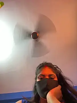 V-Hot-Sweti online show from November 2025 06:45:02 AM