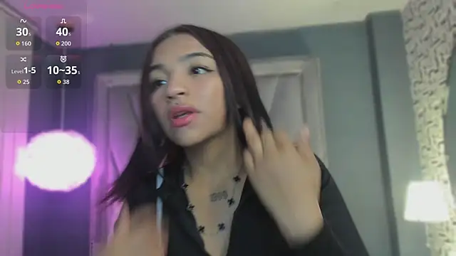 Manelyk evanss  online show from December 2025 11:17:02 AM