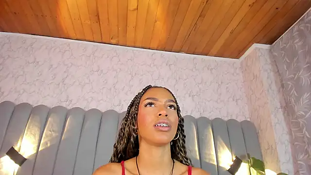 aylacallowey online show from March 2026 07:18:02 PM