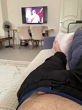 banuemre28 online show from June 2026 01:47:01 PM
