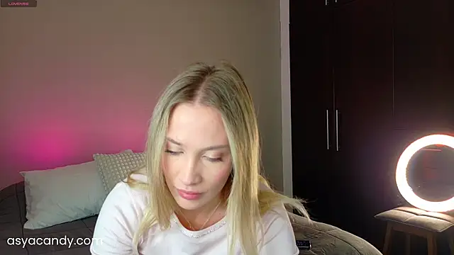 jessikablond007 online show from September 2025 01:31:02 AM