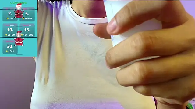 emycarver09 online show from January 2026 11:26:01 AM