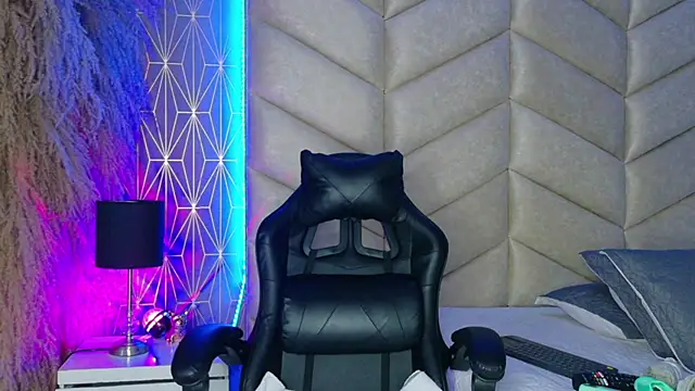 samiradoll online show from November 2025 03:12:01 AM