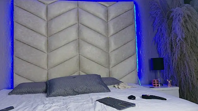 samiradoll online show from November 2025 03:50:02 AM