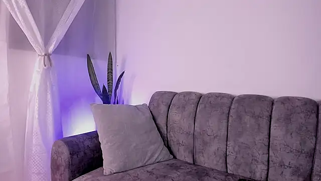 Snapshot of samiradoll chatting on May 2026 03:33:01 AM samiradoll online show from May 2026 03:33:01 AM