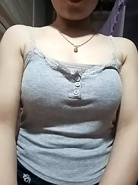 LucyyLy online show from April 2026 12:19:02 PM