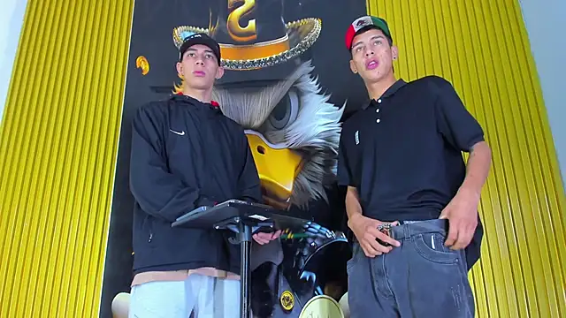 Dante Brown1  online show from October 2025 08:41:02 PM