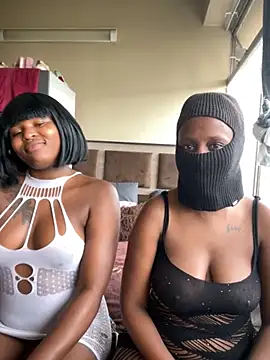 houseforsex online show from November 2025 01:45:01 PM