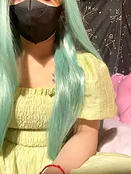 Snapshot of swallow-nice chatting on October 2025 02:56:01 AM swallow-nice online show from October 2025 02:56:01 AM