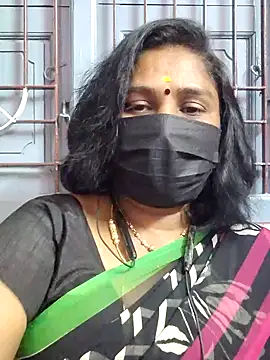 Snapshot of Tamil_Azhaghi25 chatting on July 2026 02:01:02 PM Tamil Azhaghi25 online show from July 2026 02:01:02 PM
