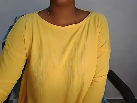 Hott Noor online show from November 2025 11:55:02 AM