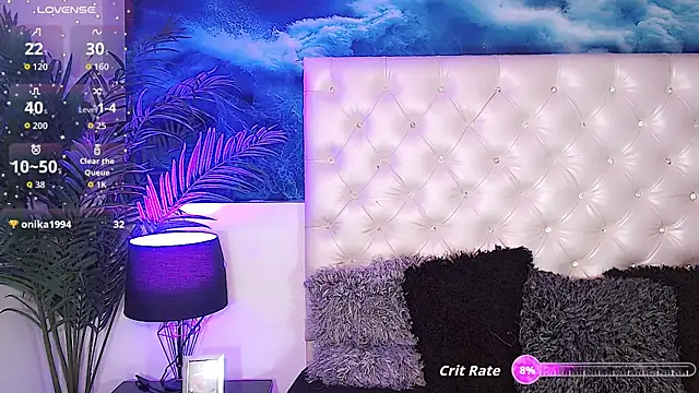 Valeria Swett  online show from November 2025 09:02:01 PM