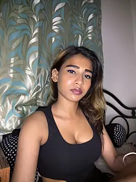 STRIP GLOW online show from February 2026 07:36:01 PM