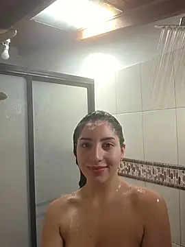 Alicia vellami online show from December 2025 03:43:01 PM