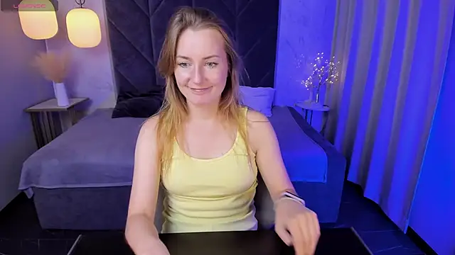 MeggySun online show from September 2025 01:54:02 PM