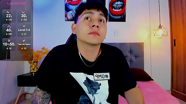 Nicolas James Sc online show from November 2025 01:15:02 PM